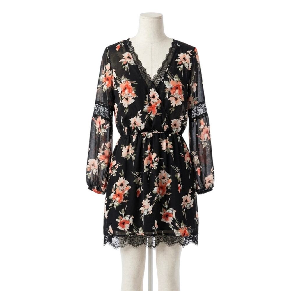 White House Black Market Size 10 Black Floral Lace Long Sleeve Dress